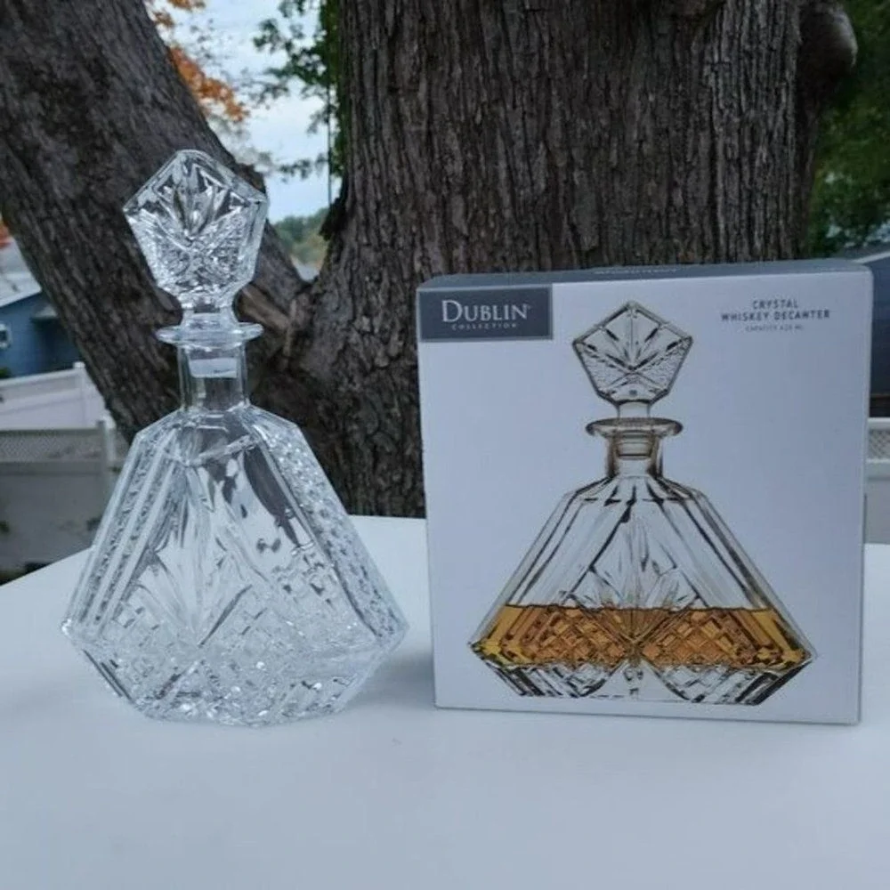 Godinger Liquor Decanter Triangular Dublin Collection 610ml